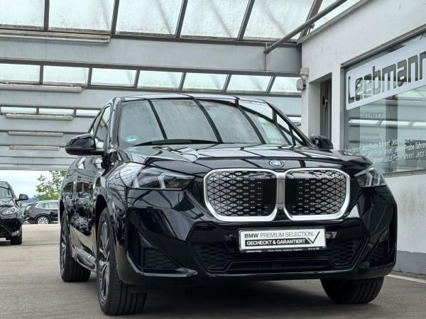 BMW iX1 xDrive30 M-Sport AHK Finanzierung ab 0,49% Leasing