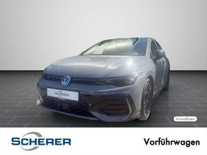 Volkswagen Golf VIII R-Line 2.0 TDI DSG BLACKSTYLE NAVI AHK