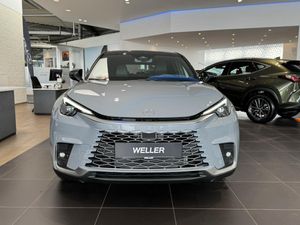 Lexus LBX Cool | E-Four | Tageszulassung Leasing