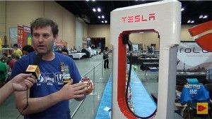 Tesla Motors ist auch auf der Brickworld ein Thema. Bildquelle: Youtube, User: Beyond the Brick