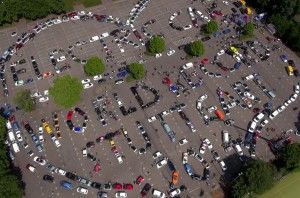 Auch das ist die Wave: Dieses Foto wurde am 31. Mai 2014 in Stuttgart zum Start der WAVE und der grössten E-Mobil-Parade der Welt (487 E-Fahrzeuge) aufgenommen. Bildquelle: .wavetrophy.com/ - dieses Foto entstand bei der