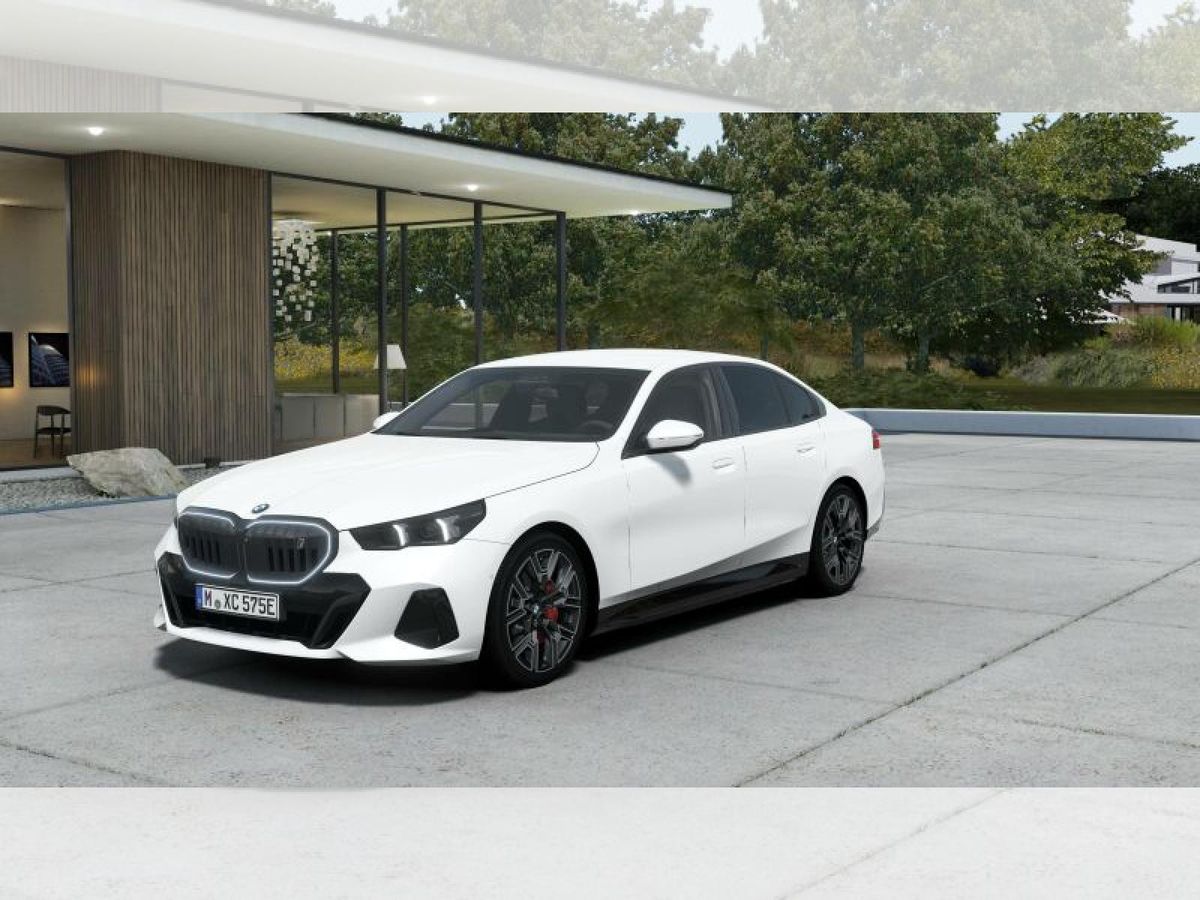 BMW i5 eDrive40 Limousine ABVERKAUF ! Leasing