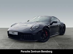Porsche 911 Carrera 4 GTS
