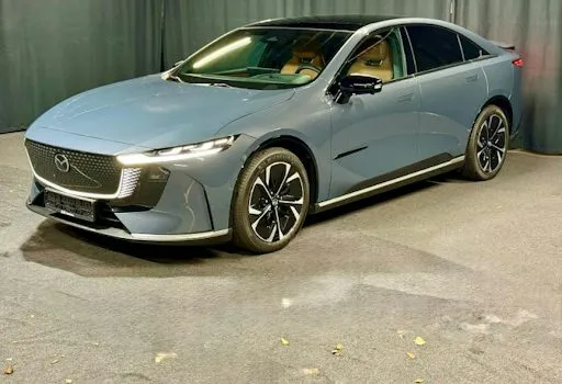 Mazda Mazda6e EV Elektro Heckantrieb Takumi 5dr