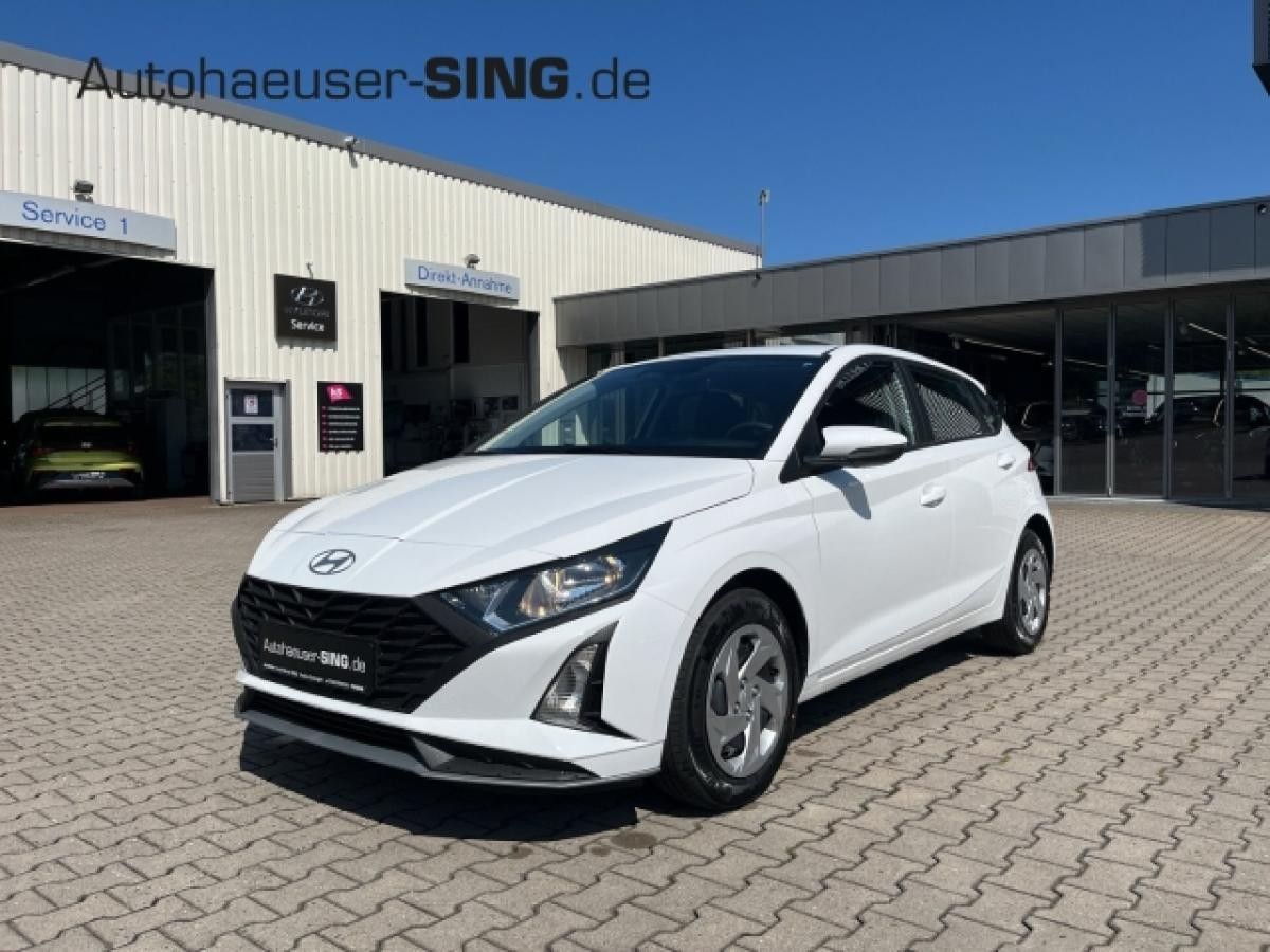 Hyundai i20 LED Kamera Navi Apple CarPlay Spurhalte Leasing