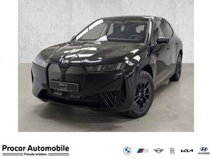 BMW iX xDrive45 AHK DA Prof PA Prof H/K AdapLED