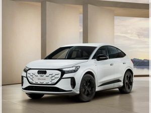 Audi Q4 e-tron Sportback e-tron S line quattro 220 kW *HUD*Matrix*Wärmepumpe*SONOS*Tech Pro*Parkassistent Pro*MMI B