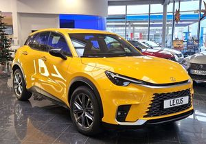 Lexus LBX Hybrid 💥 Basis mit Komfort-Paket 💥 Bis zu 15 Jahre Garantie! Leasing