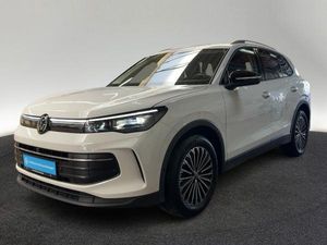 Volkswagen Tiguan 1.5 eTSI Goal DSG AHK Rear View Parkassistent