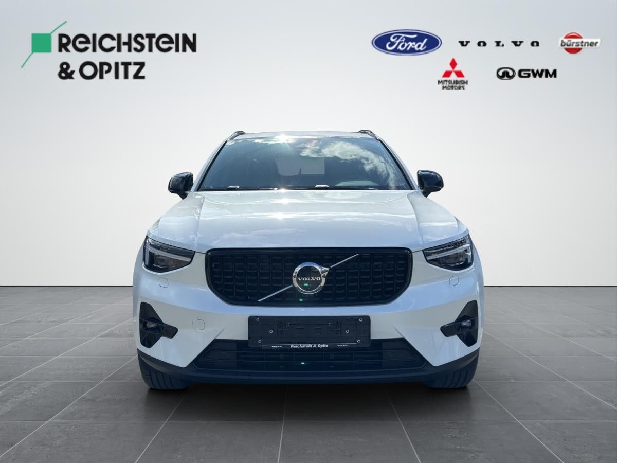 Volvo XC40 Plus Dark B3 2025 Leasing