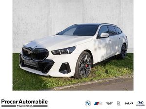 BMW 520 520d M Sport HUD PANO ACC AHK 360°KAM RFK NAVI