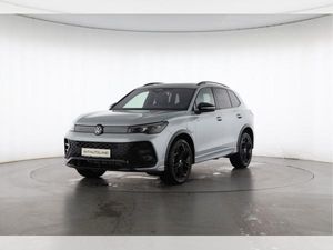 Volkswagen Tiguan 1.5 TSI DSG eHybrid R-Line BLACK STYLE | LEDER | PANO | AHK | SOFORT VERFÜGBAR