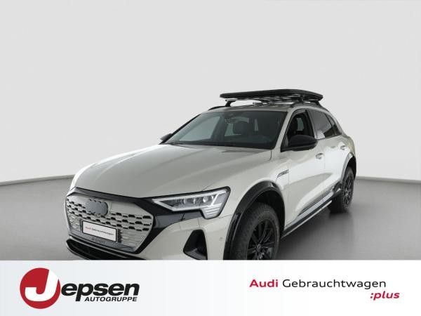 Audi Q8 e-tron edition Dakar 55 qu Matrix HUD Pano ACC Leasing
