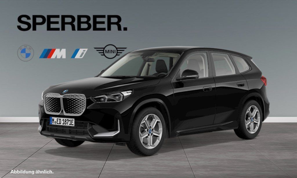 BMW iX1 xDrive30 Leasing