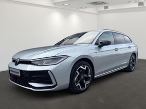 Volkswagen Passat 1.5 TSI R-LINE  LED NAVI PANO Leasing