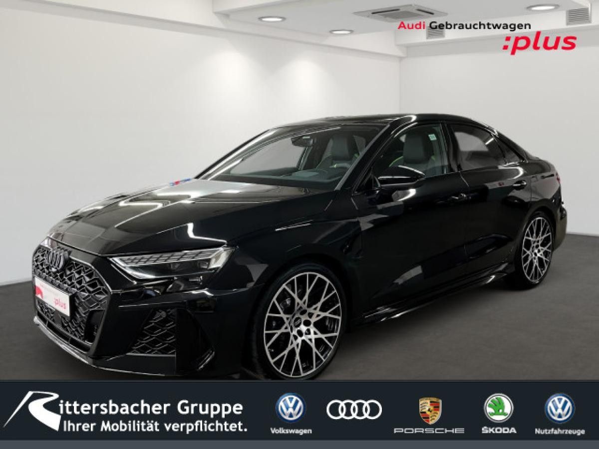 Audi RS3 RS 3 Limousine RS-Sportabgasanlage PANO 280km/h Matrix Leasing