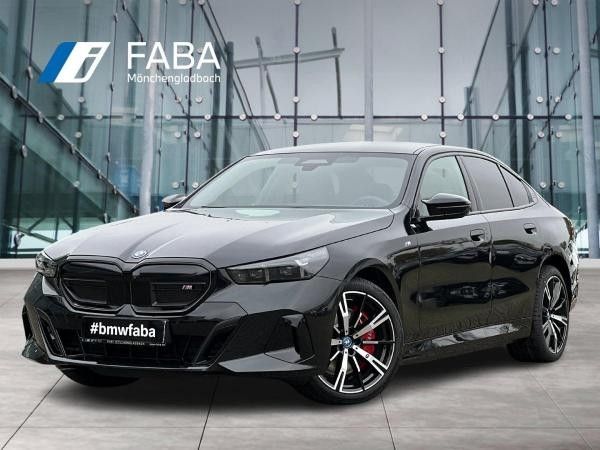 BMW i5 M60 xDrive Limousine M Sport Pro AHK Driv Prof B&W Leasing