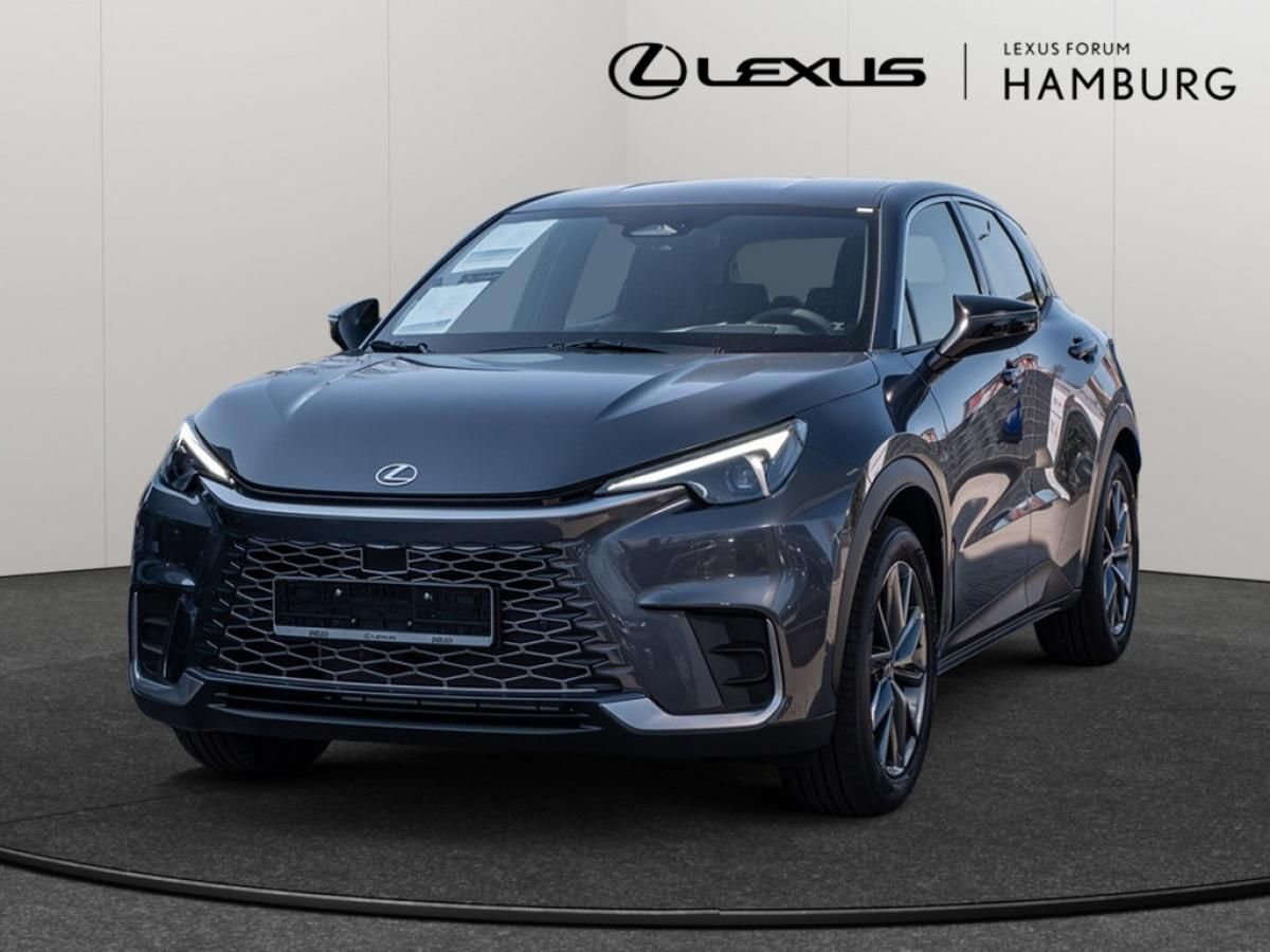 Lexus LBX Elegant Black Edition 🚗 KINTO Auto Abo – Aktionsangebot Leasing