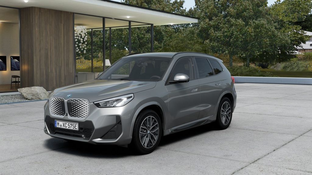 BMW iX1 eDrive20 - UPE 56.320,- € #exclusive Leasing
