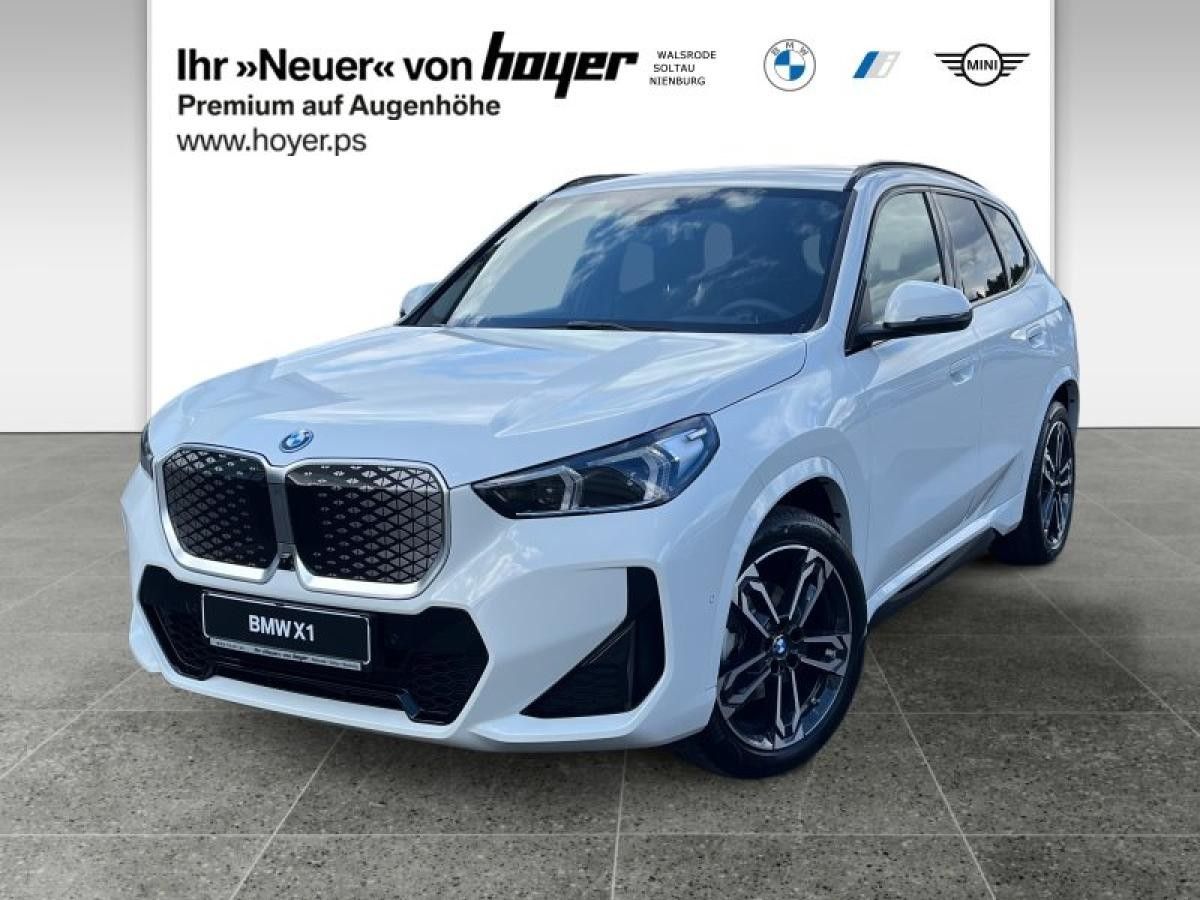 BMW iX1 eDrive20 M Sportpaket Innovationspaket uvm. Leasing