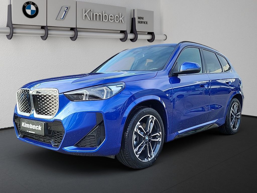 BMW iX1 xDrive30 M SPORT LED ACC AHK ParkAss KeyLess Leasing