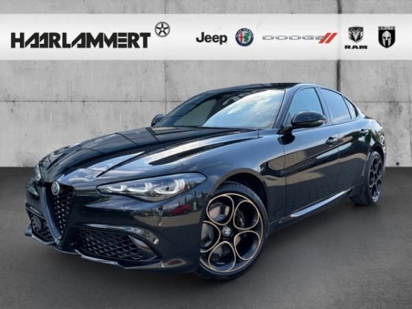 Alfa Romeo Giulia Intensa Q4 2.0 PDC+KAMERA+CARPLAY+LEDER Leasing