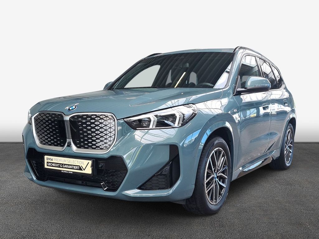 BMW iX1 xDrive30 M-Sport AHK Finanzierung ab 1,99% Leasing