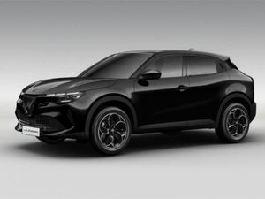 Alfa Romeo Junior Ibrida Q4 1.2 VGT Mild-Hybrid Pano LED Navi Leasing