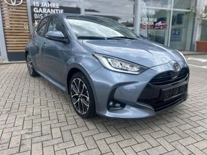 Toyota Yaris Teamplayer Neues Modell  17" nur mit Inzahlungnahme!