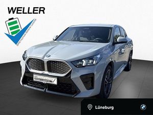 BMW iX2 xDr30 M SPORT HUD,H/K,IcGlow,360°,DAPRO,AHK