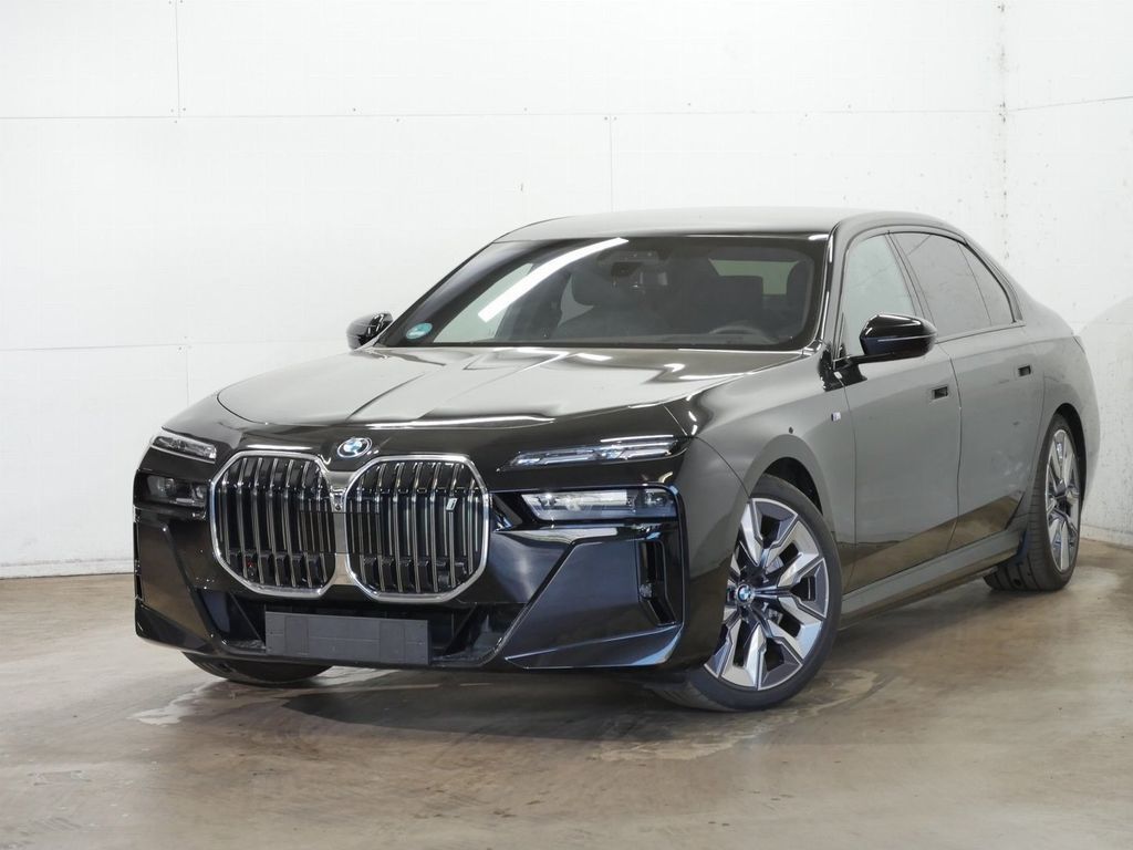 BMW i7 xDrive60 Limousine Leasing