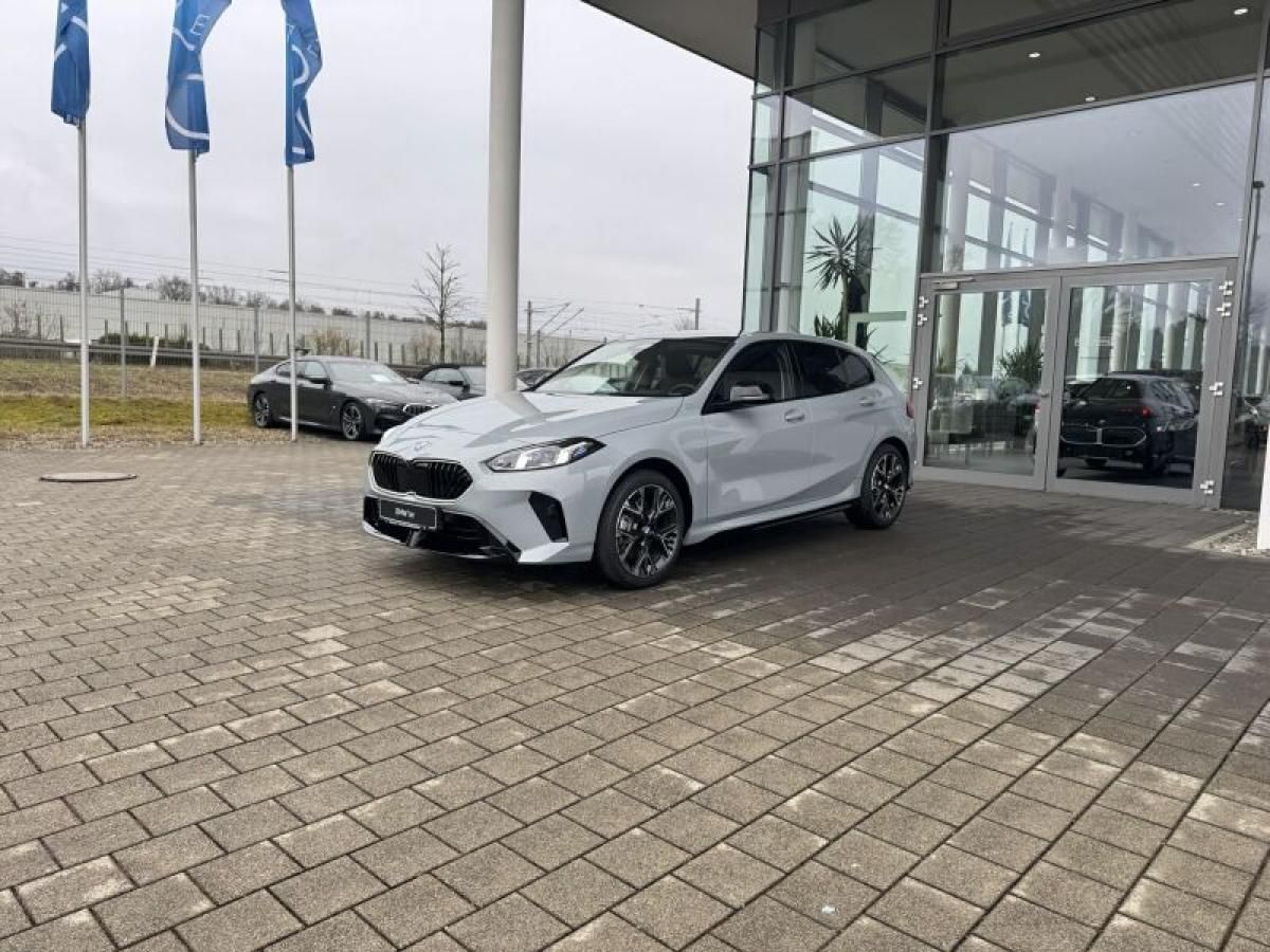 BMW 120 *M Sport Design* <25%* Zulassung bis 31.03.26* Leasing