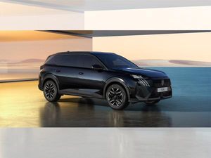 Peugeot 5008 Hybrid 145 e-DSC6 Allure Business / Ganzjahresreifen/ Winterpaket/ Wunschfarbe/ bis 31.07.2026