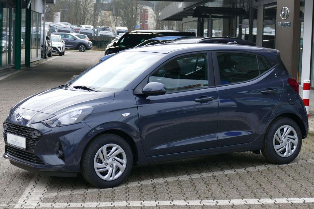 Hyundai i10 1.0 Select*NAVI*KAMERA*BLUETOOTH* Leasing
