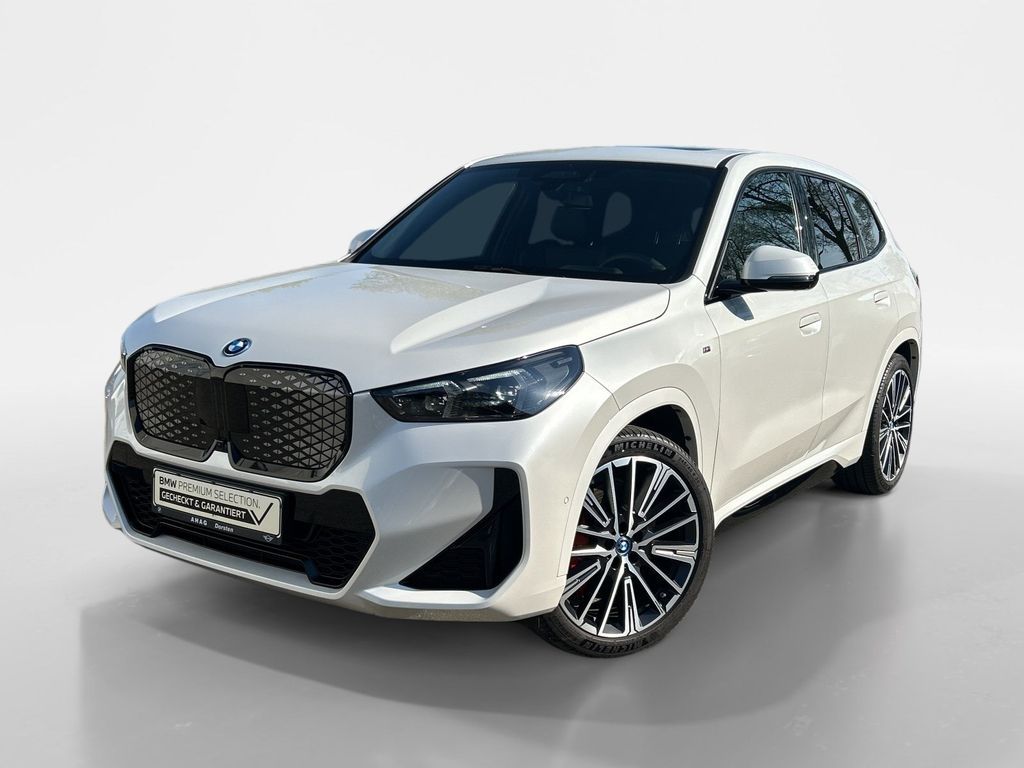 BMW iX1 xDrive30 M Sport Pro H/K ACC 360° el.Sitze L Leasing