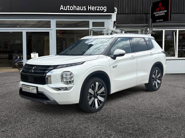 Mitsubishi Outlander 2.4L TOP Luxery Leasing