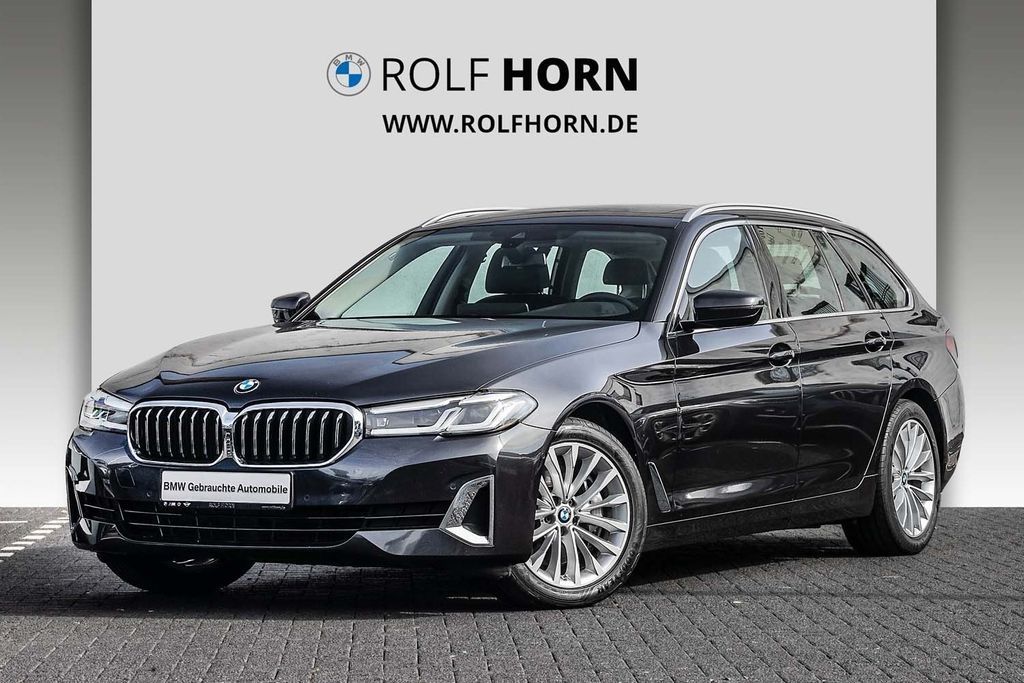 BMW 530d xDrive Touring Luxury Line Panod. AHK adLED Leasing