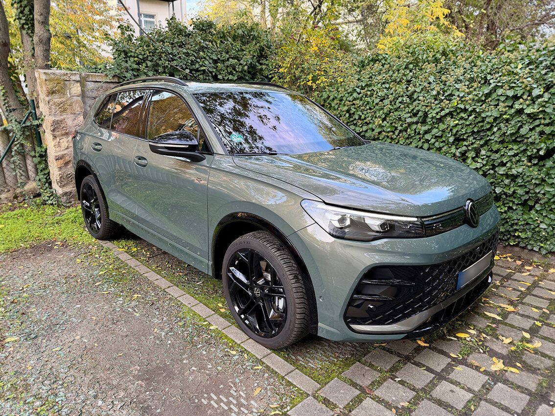 VW Tiguan R-Line 2,0l TDI 4MOTION DSG *AHK*SD* inkl. Wartung und Verschleißpaket Leasingübernahme