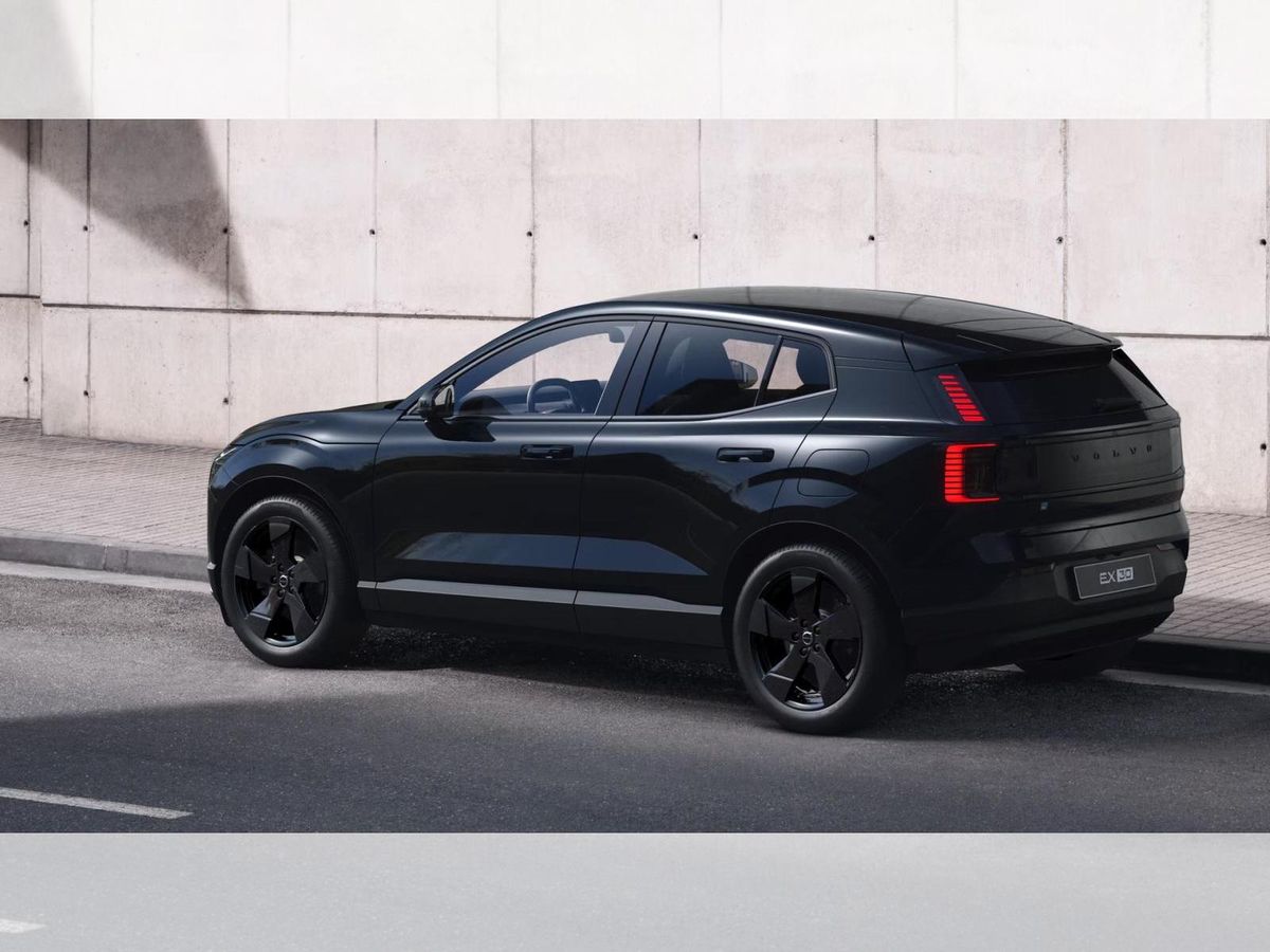 Volvo EX30 EX30 PLUS Black Edition P5 // frei konfigurierbar Leasing