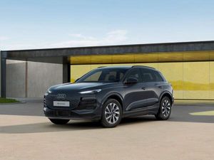 Audi Q6 e-tron etron ACC NAVI Smartphone Int Wärmepumpe RFK