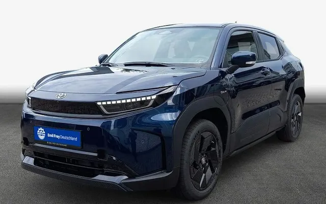 Toyota Urban-cruiser 61 KWh Teamplayer 5dr