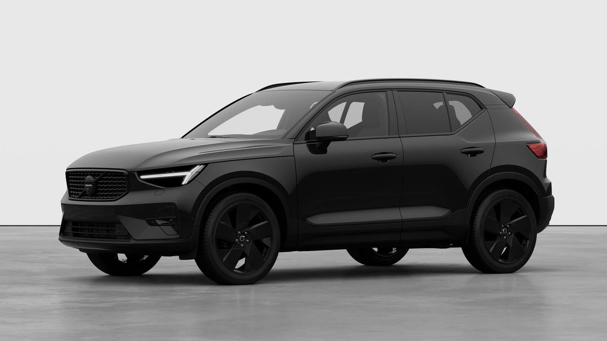 Volvo XC40 Black Edition Plus Leasing
