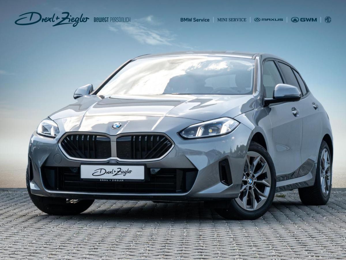 BMW 120 PANO AdLED KoZg SpSitze SpieglP ParkA S-Glas *Mehrere Farben Verfügbar* Leasing