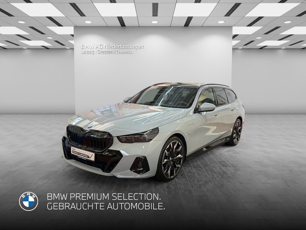 BMW 550e xDrive Touring M Sport, inkl. WKR, AHK Live Leasing