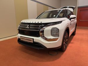 Mitsubishi Outlander Plug-In mit 0,5% Versteuerung **FÜR HANDWERKER**  Allrad/ACC/360° Kamera/LED Leasing
