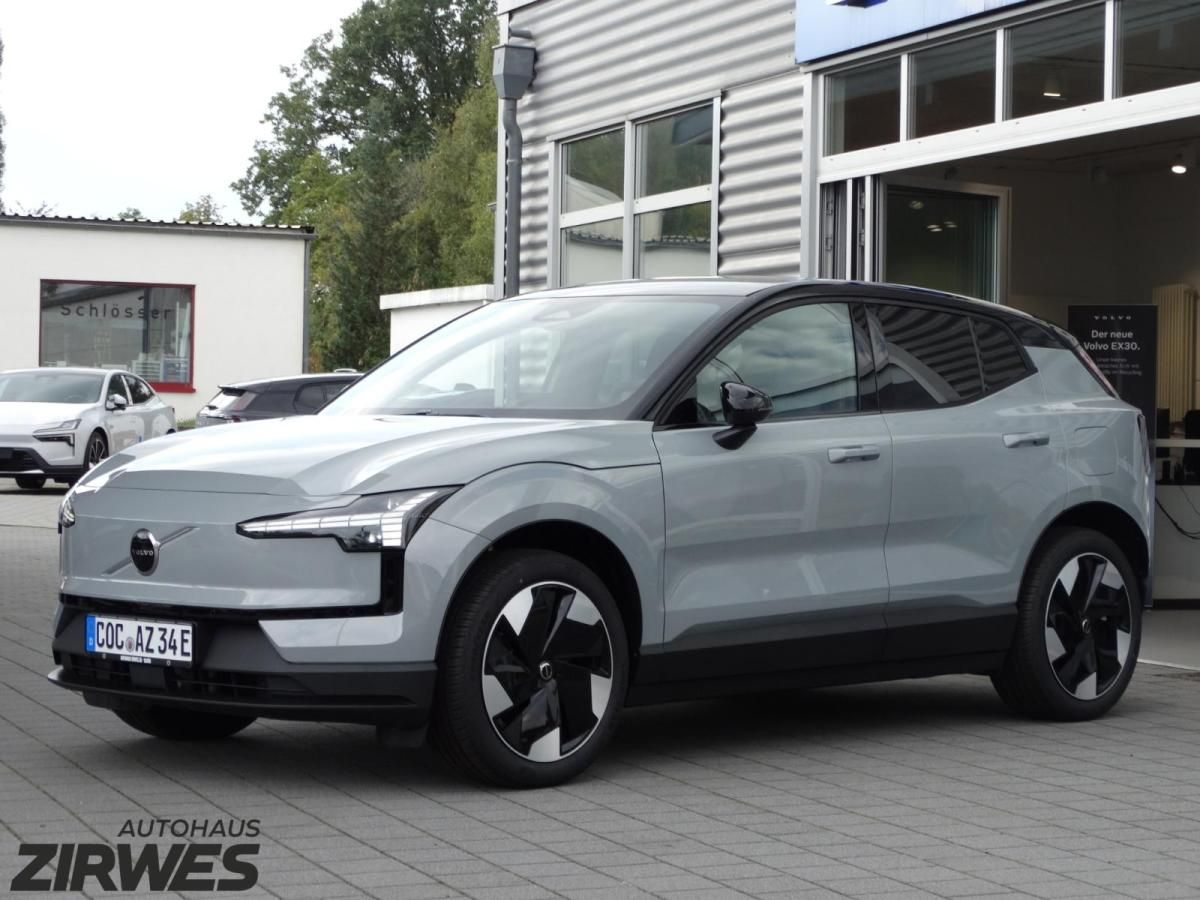 Volvo EX30 Single Motor Extended Range Plus Leasing