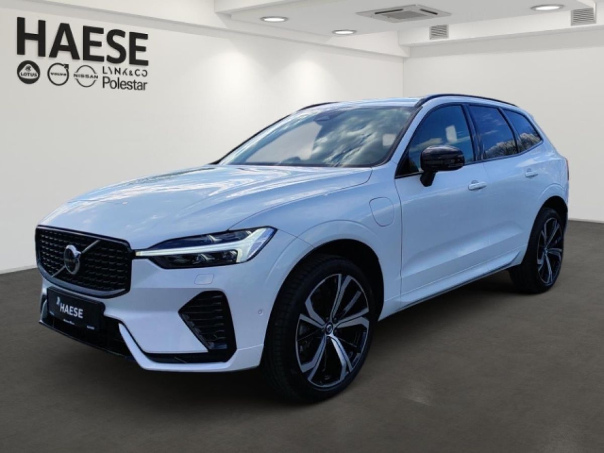 Volvo XC60 T6 Ultra Dark Recharge Plug-In Hybrid AWD EU6e Luftfederung Bowers&Wilkins Leasing