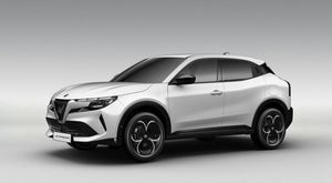 Alfa Romeo Junior Ibrida Ti