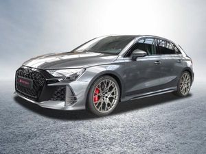 Audi RS3 Sportback competition limited ACC Matrix RS-Pakete Navi LM19 Keramik