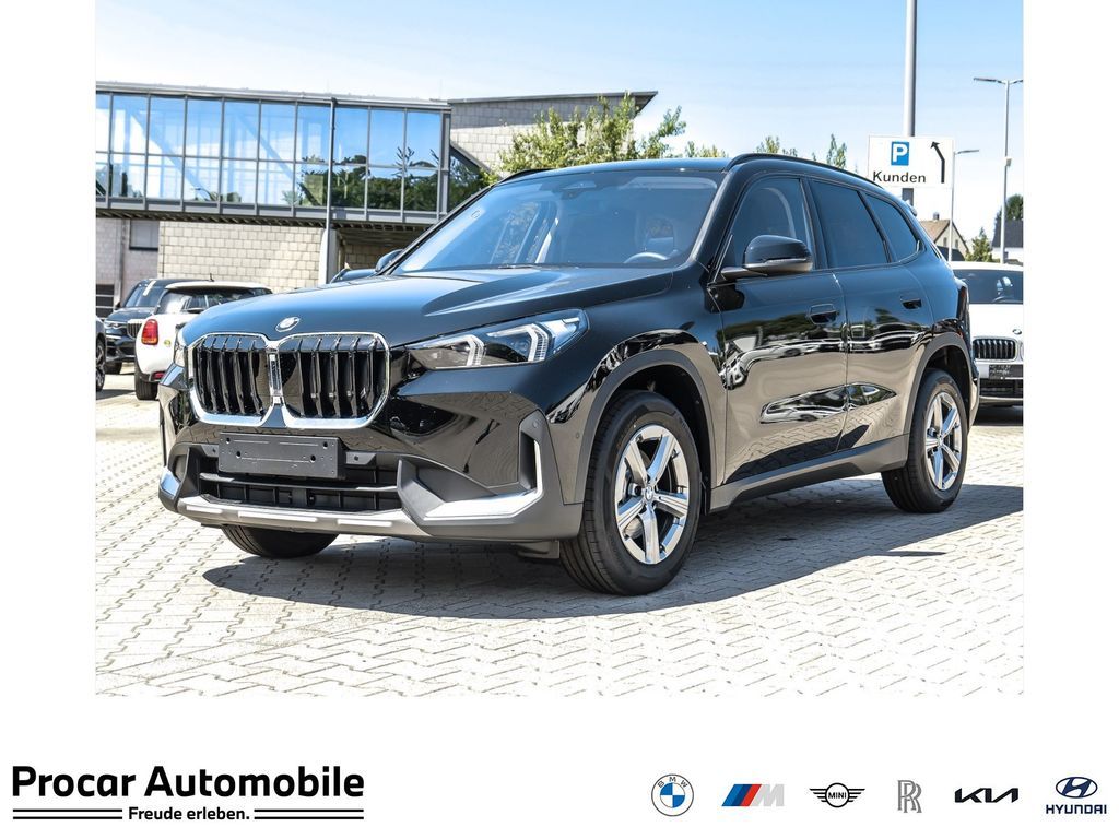 BMW X1 sDrive18d PANO LM17 Adapt.LED SHZ NAVI Leasing